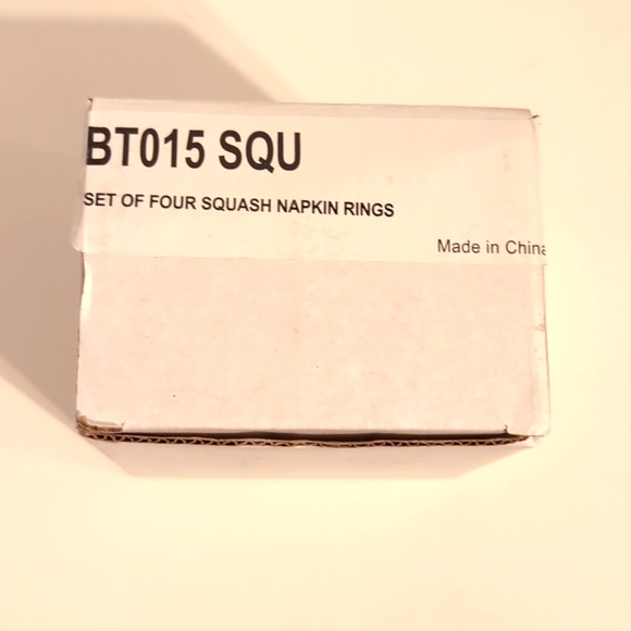 Green Avocado Napkin Rings‎ Set - Picture 4 of 4